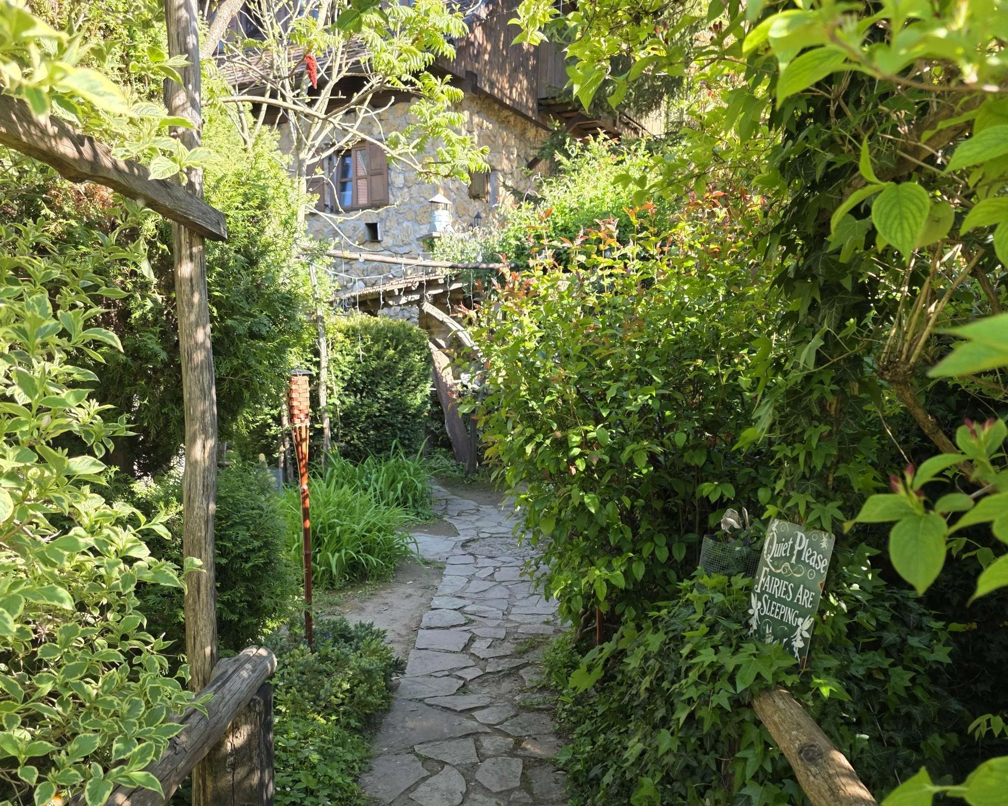 Rastoke, Slunj, male Plitvice, Rastoke Slunj, slapovi Hrvatska, Slunjčica, mlinice Rastoke, izlet Hrvatska, kontinentalna Hrvatska, park Rastoke, Vilinski vrt, slap Hrvoje, slap Buk, što posjetiti u Slunju, stara cesta prema moru, Rastoke, Slunj, male Plitvice, Rastoke Slunj, slapovi Hrvatska, Slunjčica, mlinice Rastoke, izlet Hrvatska, kontinentalna Hrvatska, park Rastoke, Vilinski vrt, slap Hrvoje, slap Buk, što posjetiti u Slunju, stara cesta prema moru