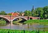 Stari most Sisak, Sisak, Kupa, mostovi u Hrvatskoj, povijest Siska, znamenitosti Siska, stari most preko Kupe, arhitektura Siska, Milivoj Frković, turističke atrakcije Siska, Old Bridge Sisak, Sisak, Kupa River, bridges in Croatia, history of Sisak, landmarks in Sisak, Old Bridge over the Kupa, architecture in Sisak, Milivoj Frković, tourist attractions in Sisak
