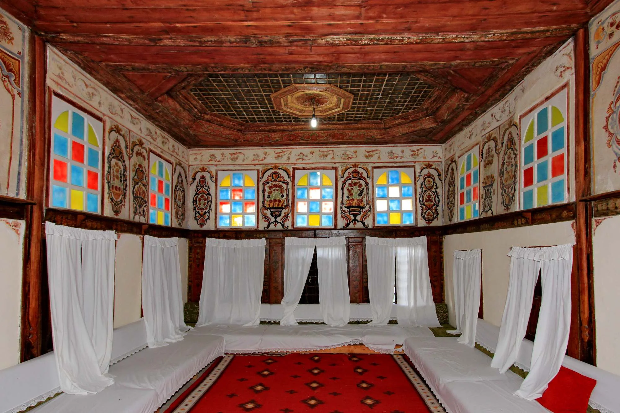 Kuća Zekate, Gjirokaster, Gjirokastër, Albanija, osmanska arhitektura, grad kamena, UNESCO, znamenitosti Gjirokastera, povijesne kuće Albanije, Ali paša Tepelenski, što posjetiti u Gjirokasteru,Zekate House, Gjirokastër, Gjirokaster, Albania, Ottoman architecture, City of Stone, UNESCO, things to do in Gjirokastër, historic houses in Albania, Ali Pasha of Tepelena, Gjirokastër attractions